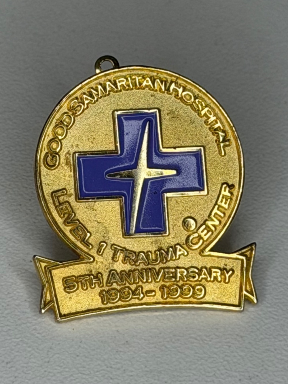VTG Gold Tone Good Samaritan Hospital Level 1 Trauma Center 5th Anniversary Pin